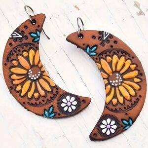 👋 Moon Flower Earrings | Mix And Match 3/$20